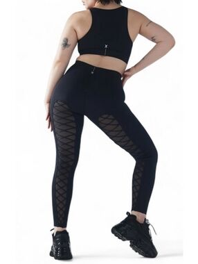 Savage X Fenty Lace Up High Waist Legging Size M